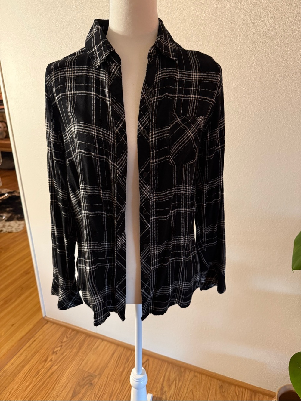 Women's Black Plaid Shirt Jacket - Lightweight Open Front Layer